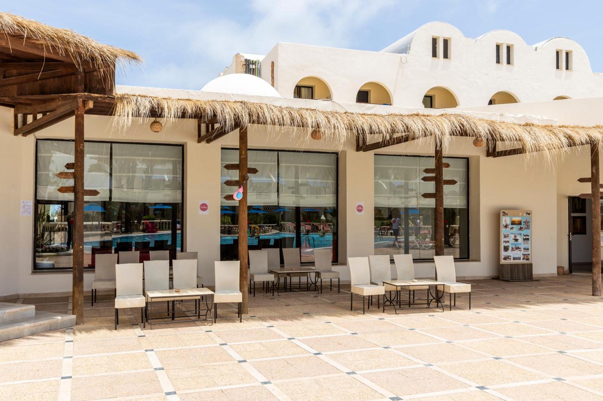 Le Petit Palais Djerba & Spa Houmt Souk  Bagian luar foto