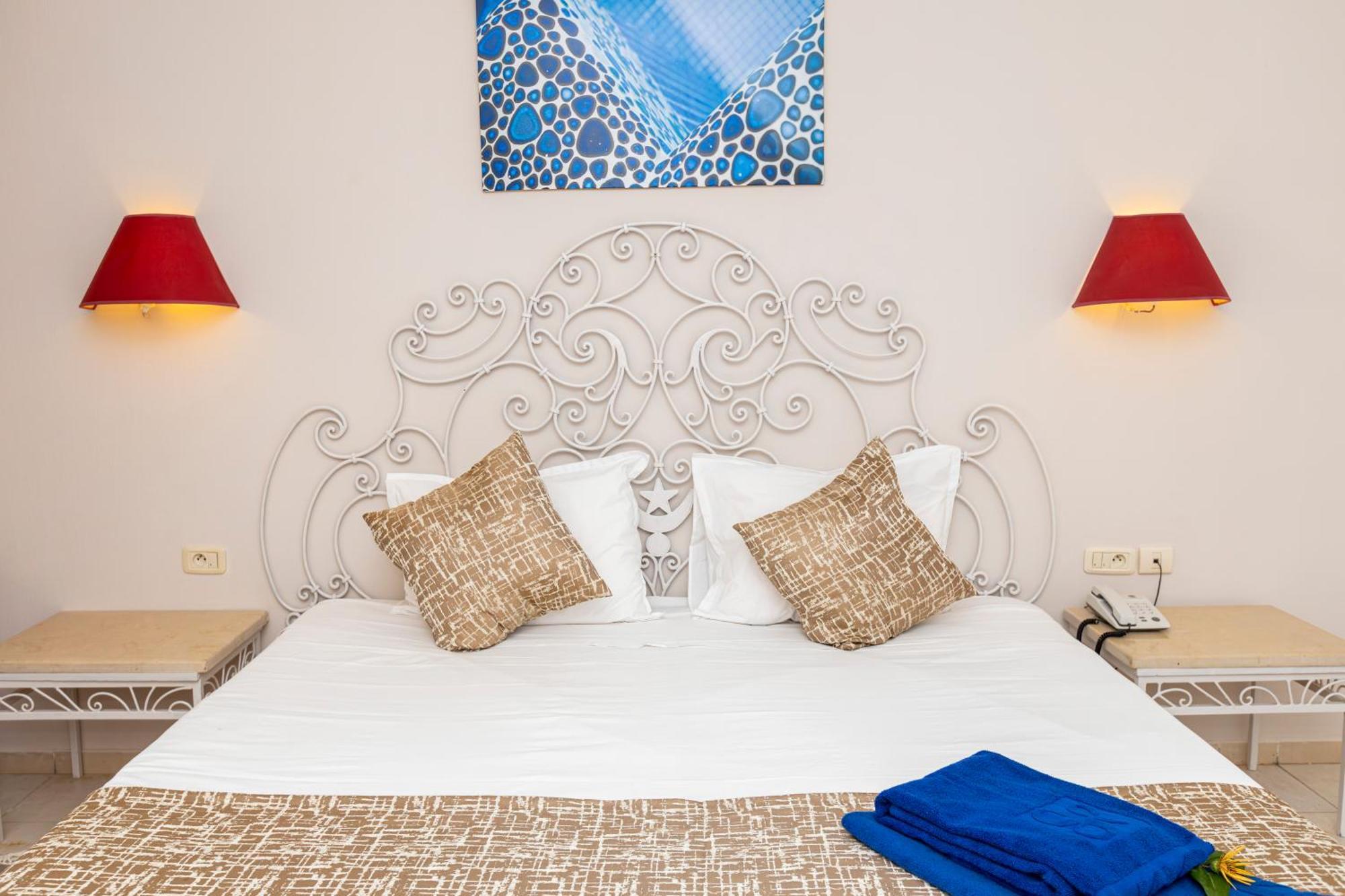 Le Petit Palais Djerba & Spa Houmt Souk  Bagian luar foto